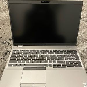 New Dell Precision 3551 Laptop with Headphones!